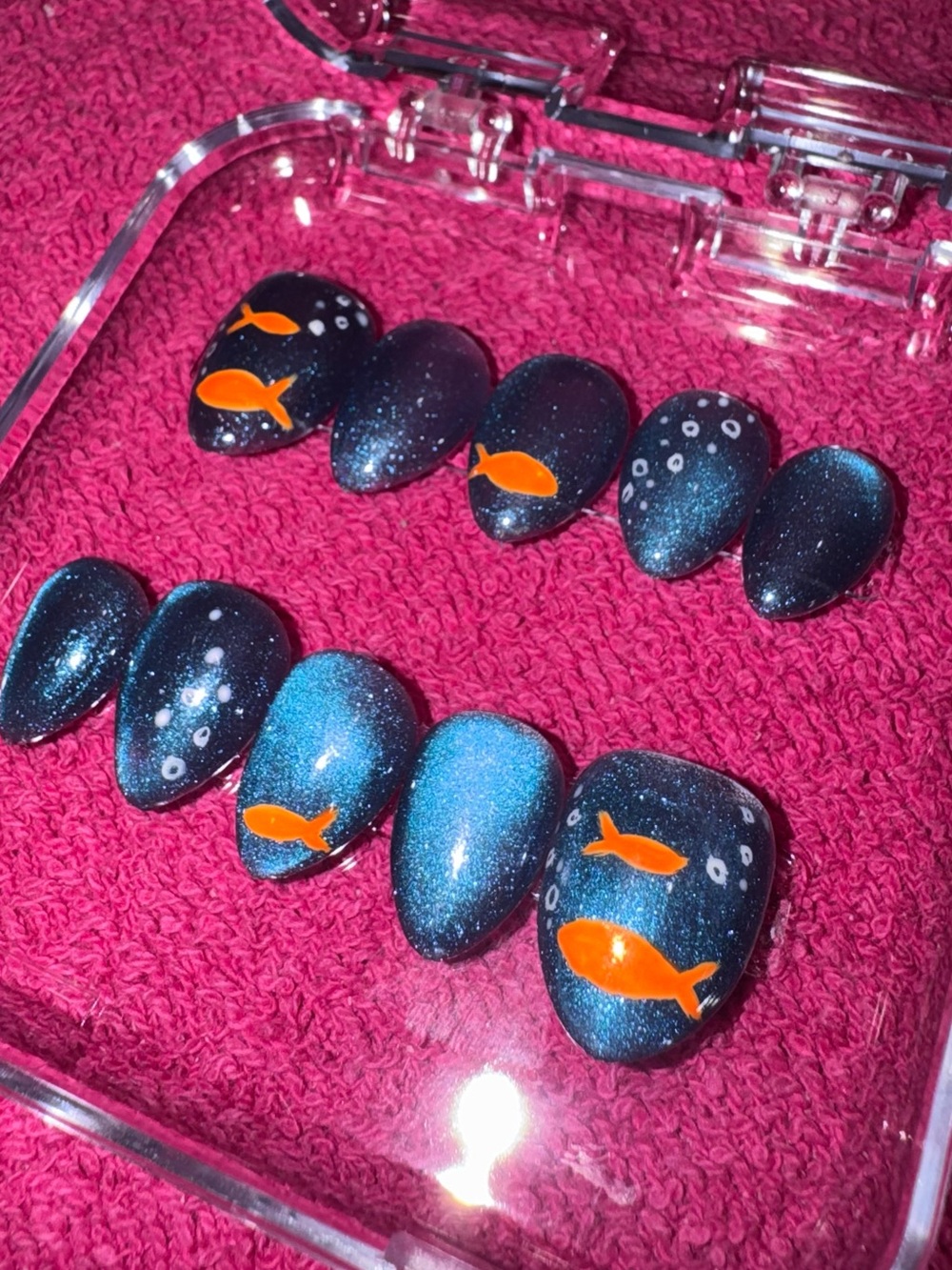 Handmade cateye goldfish press on nails